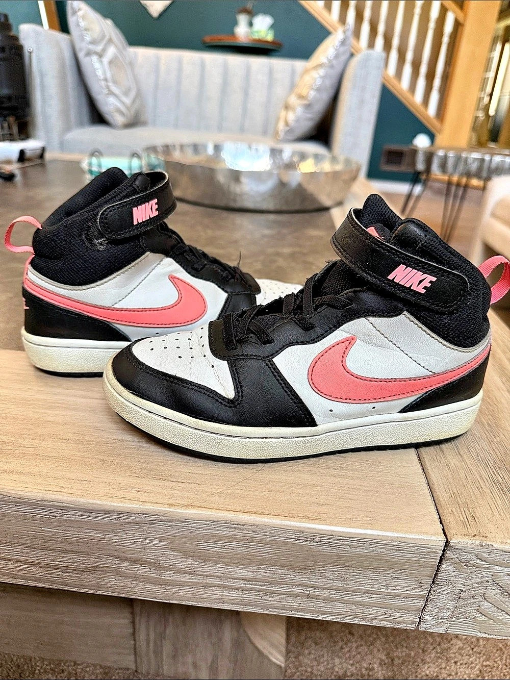 🔥 Nike Court Borough Mid 2 Mid Sneakers Girls US 2Y